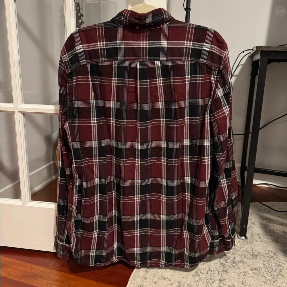 Gap Flannel - Picture 3 of 3